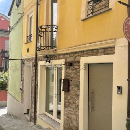 La Quintessenza Del Borgo Bed & Breakfast Varzi Exterior photo