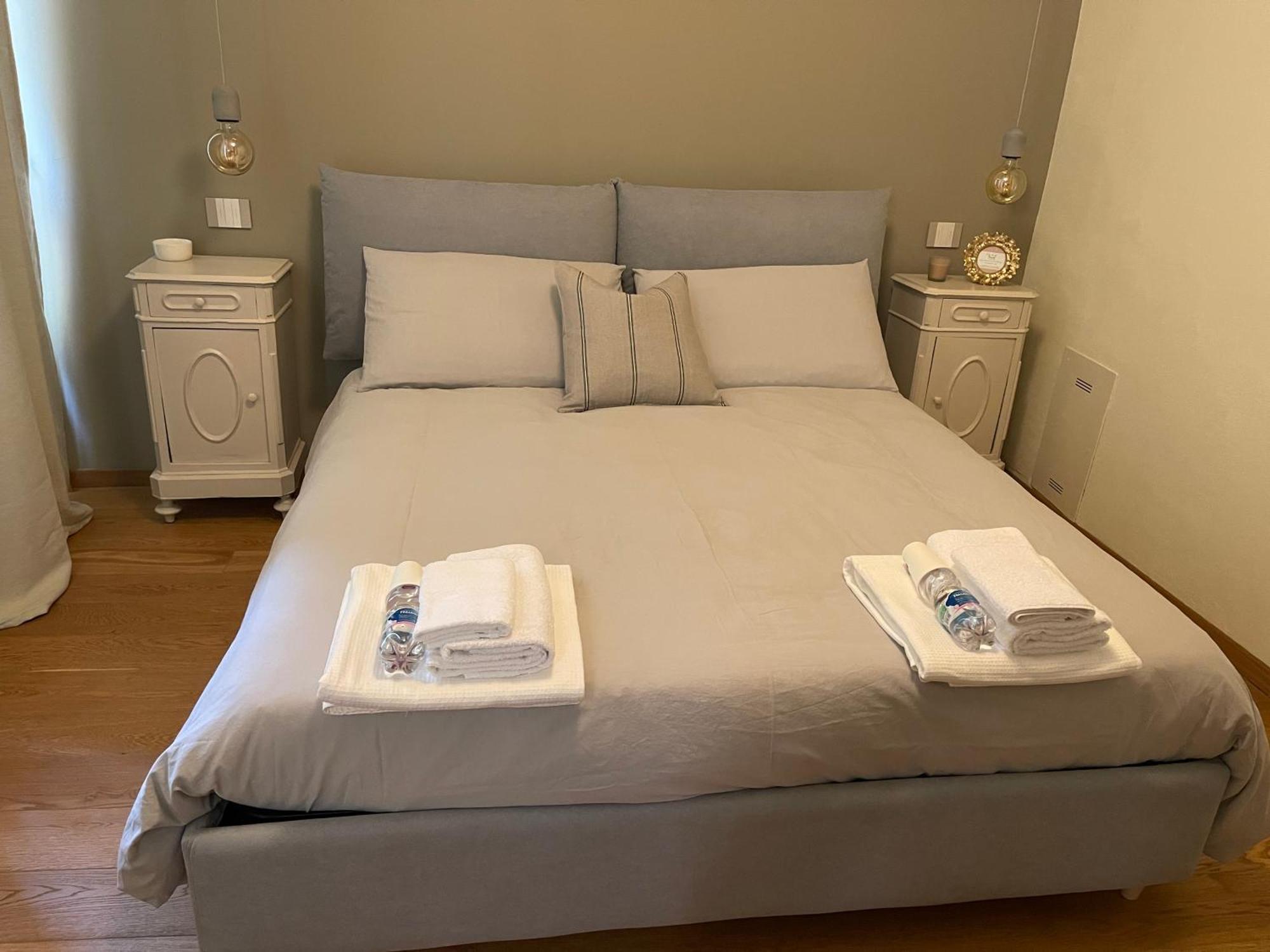 La Quintessenza Del Borgo Bed & Breakfast Varzi Exterior photo