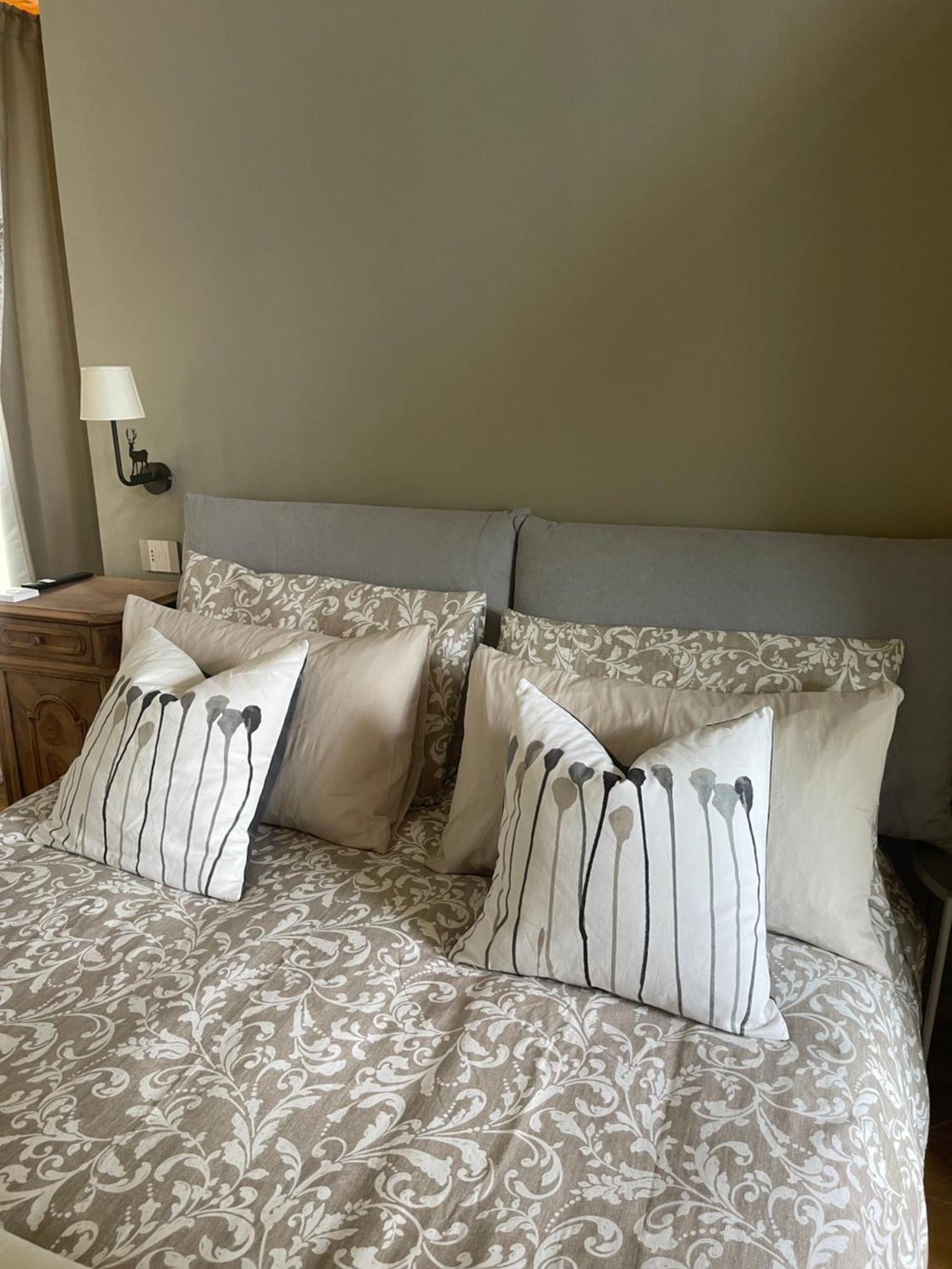 La Quintessenza Del Borgo Bed & Breakfast Varzi Exterior photo